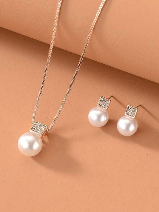 Faux Pearl Decor Necklace & Earrings