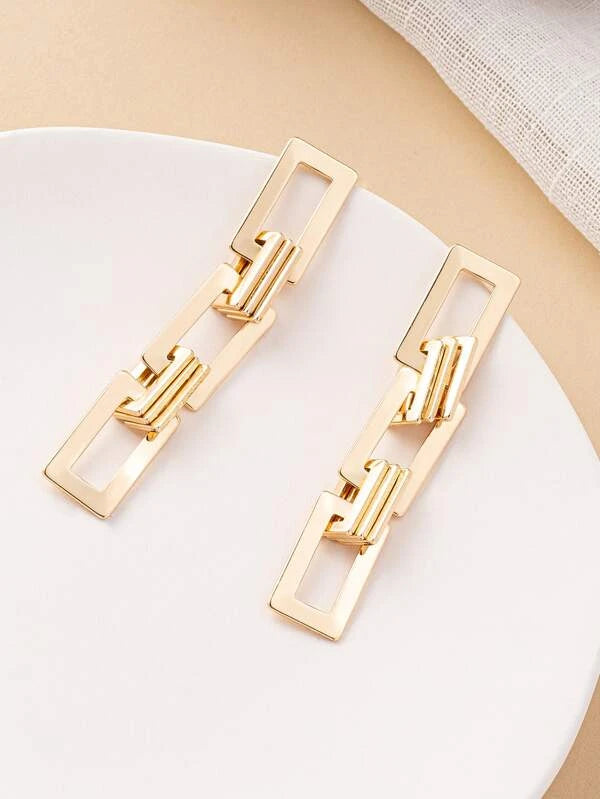 Chain Design Drop Earrings