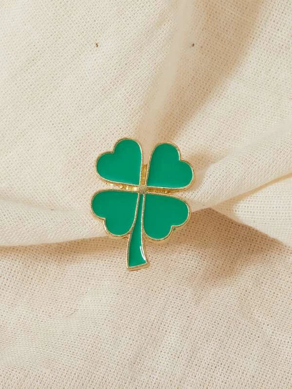 Clover Design Brooch