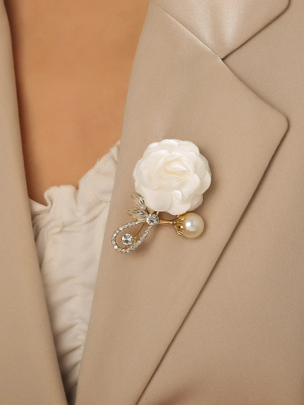 Flower & Faux Pearl Decor Brooch