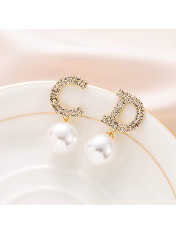 1pair Women's Hip-hop Style Cd Letter & Zirconia Inlaid